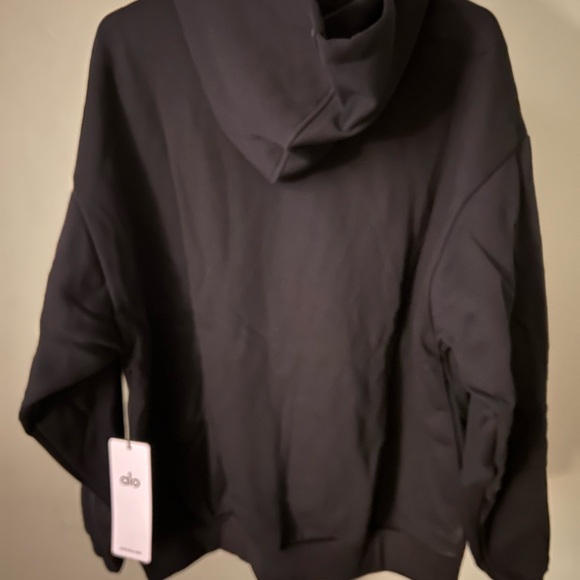 ALO Yoga Accolade Hoodie in Black NWT - Picture 3 of 3